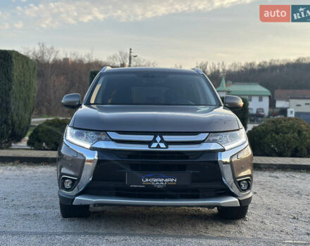 Коричневый Мицубиси Аутлендер, объемом двигателя 2.36 л и пробегом 115 тыс. км за 15500 $, фото 3 на Automoto.ua