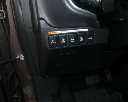 Коричневый Мицубиси Аутлендер, объемом двигателя 2 л и пробегом 160 тыс. км за 13699 $, фото 9 на Automoto.ua