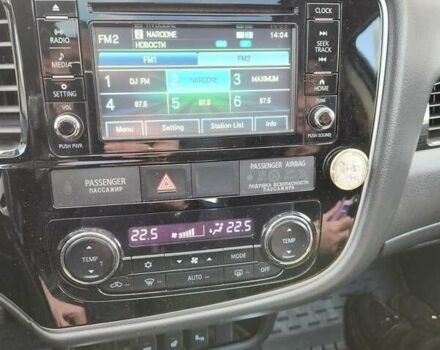 Коричневый Мицубиси Аутлендер, объемом двигателя 2.36 л и пробегом 84 тыс. км за 17500 $, фото 6 на Automoto.ua