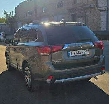 Коричневый Мицубиси Аутлендер, объемом двигателя 2.36 л и пробегом 168 тыс. км за 16500 $, фото 6 на Automoto.ua