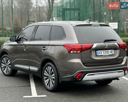 Коричневый Мицубиси Аутлендер, объемом двигателя 2 л и пробегом 154 тыс. км за 14999 $, фото 18 на Automoto.ua