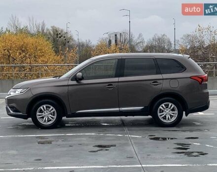 Коричневий Міцубісі Аутлендер, об'ємом двигуна 2 л та пробігом 125 тис. км за 18700 $, фото 26 на Automoto.ua