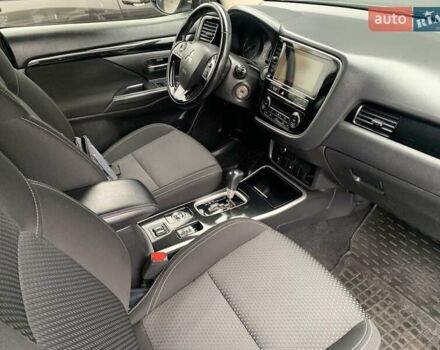 Коричневий Міцубісі Аутлендер, об'ємом двигуна 2 л та пробігом 125 тис. км за 18700 $, фото 84 на Automoto.ua