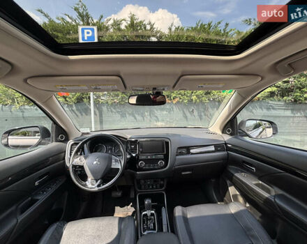 Коричневый Мицубиси Аутлендер, объемом двигателя 2.36 л и пробегом 185 тыс. км за 17670 $, фото 6 на Automoto.ua