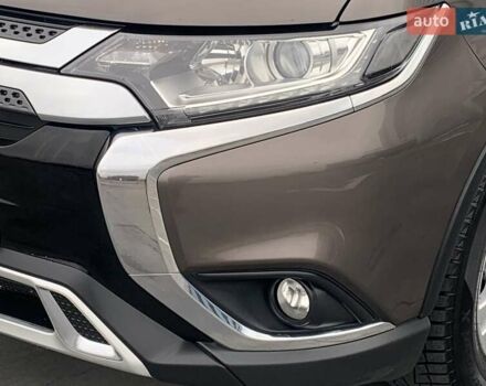 Коричневий Міцубісі Аутлендер, об'ємом двигуна 2 л та пробігом 125 тис. км за 18700 $, фото 50 на Automoto.ua