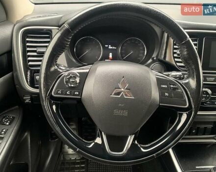 Коричневий Міцубісі Аутлендер, об'ємом двигуна 2 л та пробігом 125 тис. км за 18700 $, фото 92 на Automoto.ua