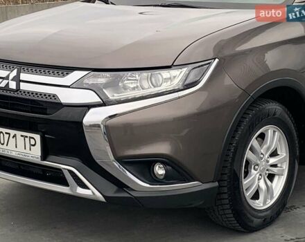 Коричневий Міцубісі Аутлендер, об'ємом двигуна 2 л та пробігом 125 тис. км за 18700 $, фото 47 на Automoto.ua