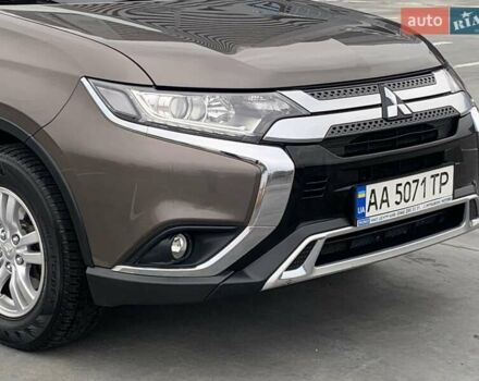 Коричневий Міцубісі Аутлендер, об'ємом двигуна 2 л та пробігом 125 тис. км за 18700 $, фото 46 на Automoto.ua