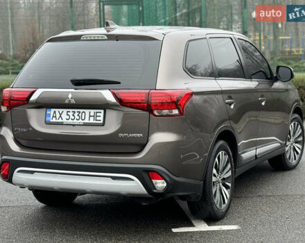 Коричневый Мицубиси Аутлендер, объемом двигателя 2 л и пробегом 154 тыс. км за 14999 $, фото 15 на Automoto.ua