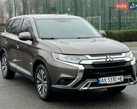 Коричневый Мицубиси Аутлендер, объемом двигателя 2 л и пробегом 154 тыс. км за 14999 $, фото 9 на Automoto.ua