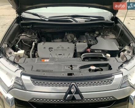 Коричневий Міцубісі Аутлендер, об'ємом двигуна 2 л та пробігом 125 тис. км за 18700 $, фото 61 на Automoto.ua