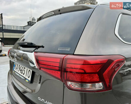 Коричневый Мицубиси Аутлендер, объемом двигателя 2.4 л и пробегом 192 тыс. км за 19500 $, фото 24 на Automoto.ua