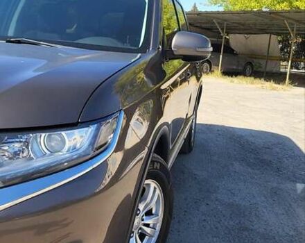 Коричневый Мицубиси Аутлендер, объемом двигателя 2 л и пробегом 175 тыс. км за 18900 $, фото 3 на Automoto.ua