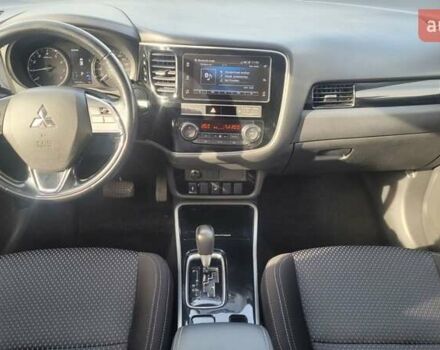 Коричневый Мицубиси Аутлендер, объемом двигателя 2 л и пробегом 125 тыс. км за 15500 $, фото 2 на Automoto.ua