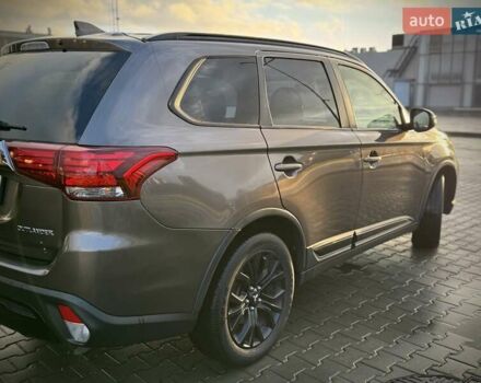 Коричневый Мицубиси Аутлендер, объемом двигателя 2.36 л и пробегом 58 тыс. км за 19500 $, фото 9 на Automoto.ua