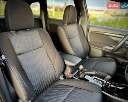 Коричневый Мицубиси Аутлендер, объемом двигателя 2.36 л и пробегом 58 тыс. км за 19500 $, фото 16 на Automoto.ua