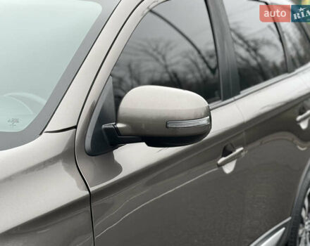 Коричневый Мицубиси Аутлендер, объемом двигателя 2 л и пробегом 154 тыс. км за 14999 $, фото 27 на Automoto.ua