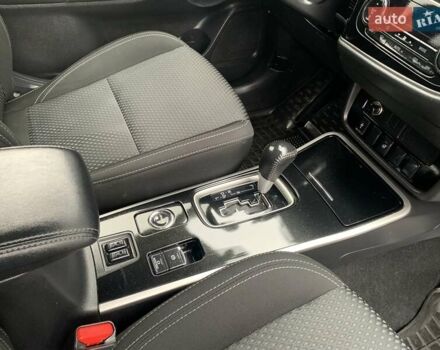 Коричневий Міцубісі Аутлендер, об'ємом двигуна 2 л та пробігом 125 тис. км за 18700 $, фото 86 на Automoto.ua