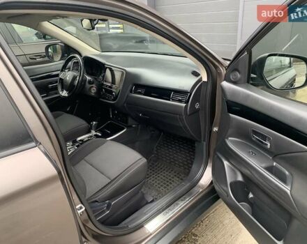 Коричневий Міцубісі Аутлендер, об'ємом двигуна 2 л та пробігом 125 тис. км за 18700 $, фото 82 на Automoto.ua