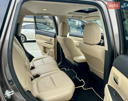 Коричневый Мицубиси Аутлендер, объемом двигателя 2.4 л и пробегом 192 тыс. км за 19500 $, фото 7 на Automoto.ua