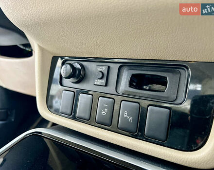 Коричневый Мицубиси Аутлендер, объемом двигателя 2.4 л и пробегом 192 тыс. км за 19500 $, фото 8 на Automoto.ua