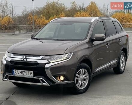 Коричневий Міцубісі Аутлендер, об'ємом двигуна 2 л та пробігом 125 тис. км за 18700 $, фото 45 на Automoto.ua