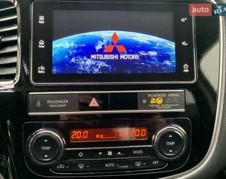 Коричневий Міцубісі Аутлендер, об'ємом двигуна 2 л та пробігом 125 тис. км за 18700 $, фото 98 на Automoto.ua