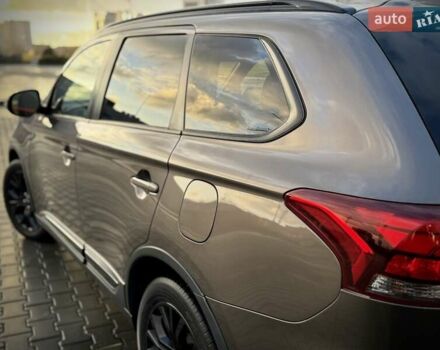 Коричневый Мицубиси Аутлендер, объемом двигателя 2.36 л и пробегом 58 тыс. км за 19500 $, фото 12 на Automoto.ua