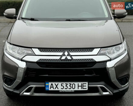 Коричневый Мицубиси Аутлендер, объемом двигателя 2 л и пробегом 154 тыс. км за 14999 $, фото 19 на Automoto.ua