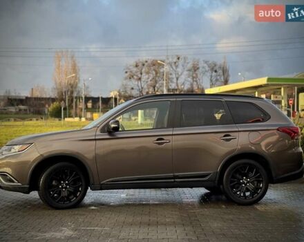 Коричневый Мицубиси Аутлендер, объемом двигателя 2.36 л и пробегом 58 тыс. км за 19500 $, фото 7 на Automoto.ua