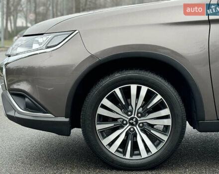 Коричневый Мицубиси Аутлендер, объемом двигателя 2 л и пробегом 154 тыс. км за 14999 $, фото 36 на Automoto.ua