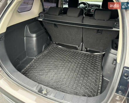 Коричневый Мицубиси Аутлендер, объемом двигателя 2 л и пробегом 154 тыс. км за 14999 $, фото 71 на Automoto.ua