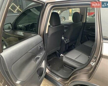 Коричневий Міцубісі Аутлендер, об'ємом двигуна 2 л та пробігом 125 тис. км за 18700 $, фото 121 на Automoto.ua