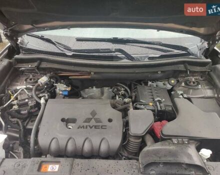 Коричневый Мицубиси Аутлендер, объемом двигателя 2.4 л и пробегом 117 тыс. км за 16500 $, фото 14 на Automoto.ua