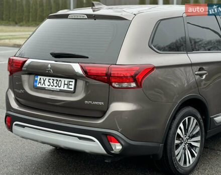 Коричневый Мицубиси Аутлендер, объемом двигателя 2 л и пробегом 154 тыс. км за 14999 $, фото 31 на Automoto.ua