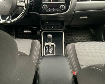 Коричневий Міцубісі Аутлендер, об'ємом двигуна 2 л та пробігом 125 тис. км за 18700 $, фото 110 на Automoto.ua