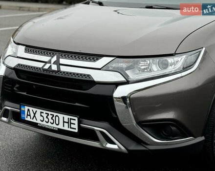 Коричневый Мицубиси Аутлендер, объемом двигателя 2 л и пробегом 154 тыс. км за 14999 $, фото 22 на Automoto.ua