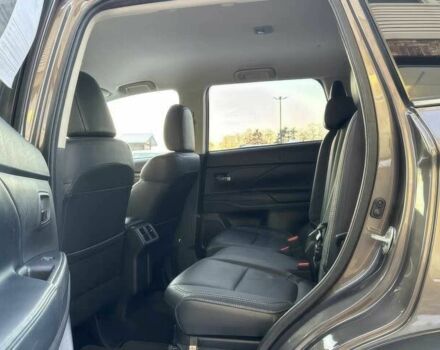 Коричневый Мицубиси Аутлендер, объемом двигателя 2.4 л и пробегом 36 тыс. км за 14000 $, фото 9 на Automoto.ua