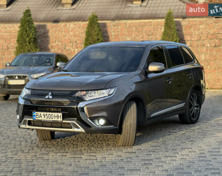 Коричневый Мицубиси Аутлендер, объемом двигателя 2 л и пробегом 45 тыс. км за 22500 $, фото 4 на Automoto.ua