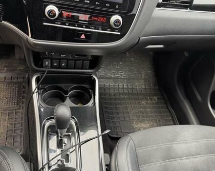 Коричневий Міцубісі Аутлендер, об'ємом двигуна 2.36 л та пробігом 34 тис. км за 23900 $, фото 13 на Automoto.ua