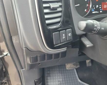 Коричневий Міцубісі Аутлендер, об'ємом двигуна 2 л та пробігом 1 тис. км за 23500 $, фото 19 на Automoto.ua