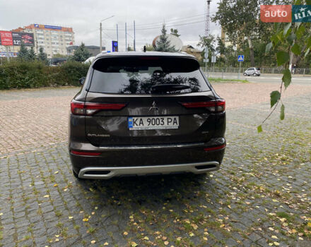 Коричневый Мицубиси Аутлендер, объемом двигателя 2.5 л и пробегом 43 тыс. км за 29500 $, фото 4 на Automoto.ua