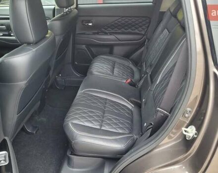 Коричневий Міцубісі Аутлендер, об'ємом двигуна 2 л та пробігом 1 тис. км за 23500 $, фото 14 на Automoto.ua