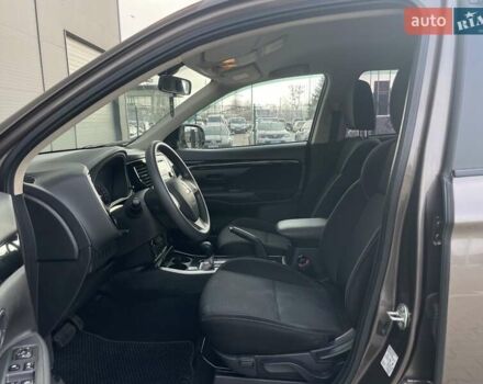 Коричневый Мицубиси Аутлендер, объемом двигателя 2 л и пробегом 65 тыс. км за 19500 $, фото 14 на Automoto.ua