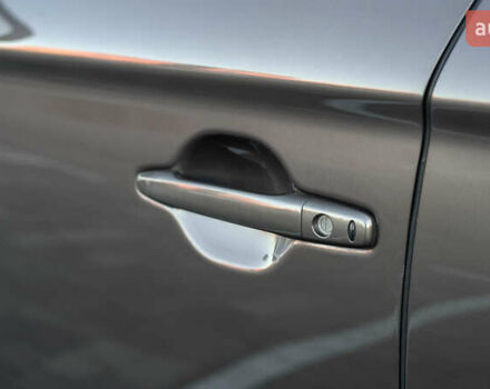 Коричневий Міцубісі Аутлендер, об'ємом двигуна 2.36 л та пробігом 80 тис. км за 24320 $, фото 13 на Automoto.ua