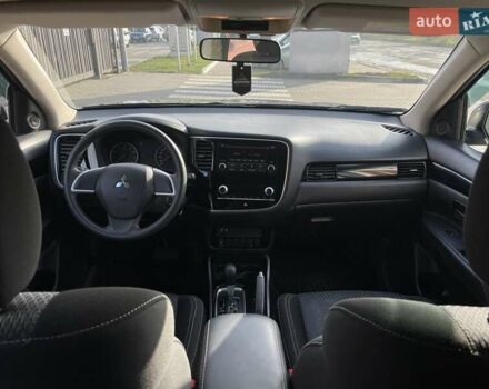 Коричневый Мицубиси Аутлендер, объемом двигателя 2 л и пробегом 65 тыс. км за 19500 $, фото 19 на Automoto.ua