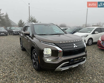 Коричневий Міцубісі Аутлендер, об'ємом двигуна 2.4 л та пробігом 23 тис. км за 38000 $, фото 2 на Automoto.ua