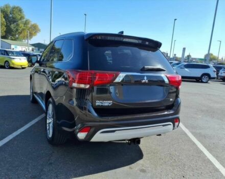 Коричневый Мицубиси Аутлендер, объемом двигателя 2.4 л и пробегом 22 тыс. км за 13000 $, фото 3 на Automoto.ua