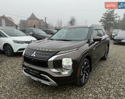 Коричневий Міцубісі Аутлендер, об'ємом двигуна 2.4 л та пробігом 23 тис. км за 38000 $, фото 5 на Automoto.ua