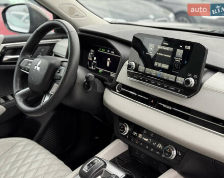 Коричневий Міцубісі Аутлендер, об'ємом двигуна 2.4 л та пробігом 23 тис. км за 38000 $, фото 31 на Automoto.ua